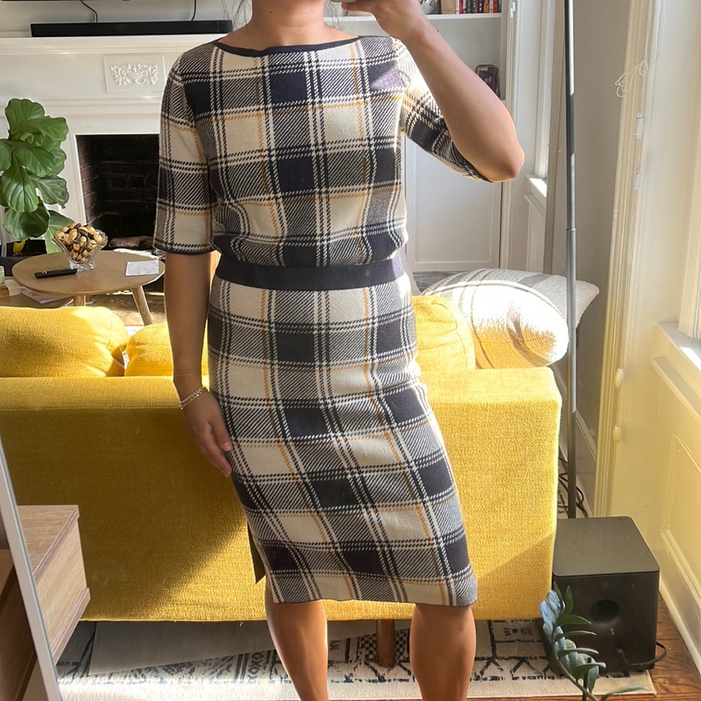 Ann Taylor Two Piece Set (Top and Skirt)
